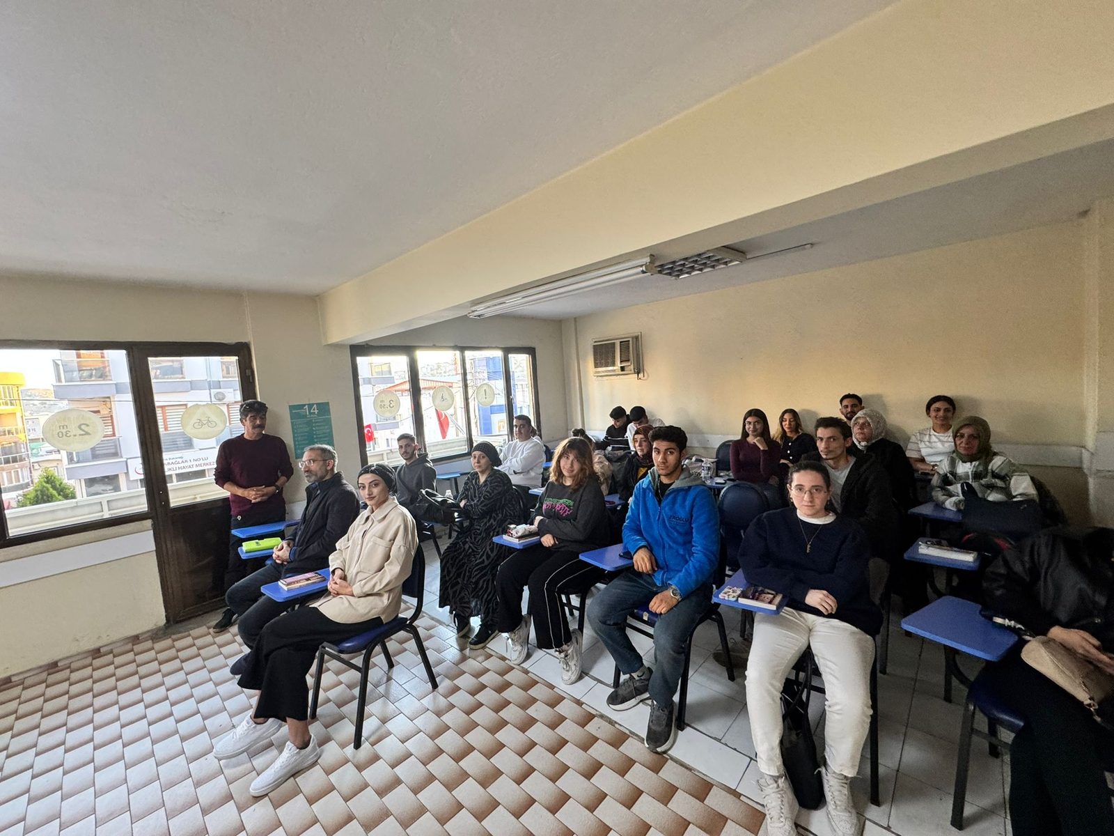 Dicle Sürücü Kursu teorik ders sınıfı
